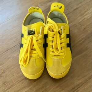 Yellow/Navy Onitsuka Tiger sneakers size 37
